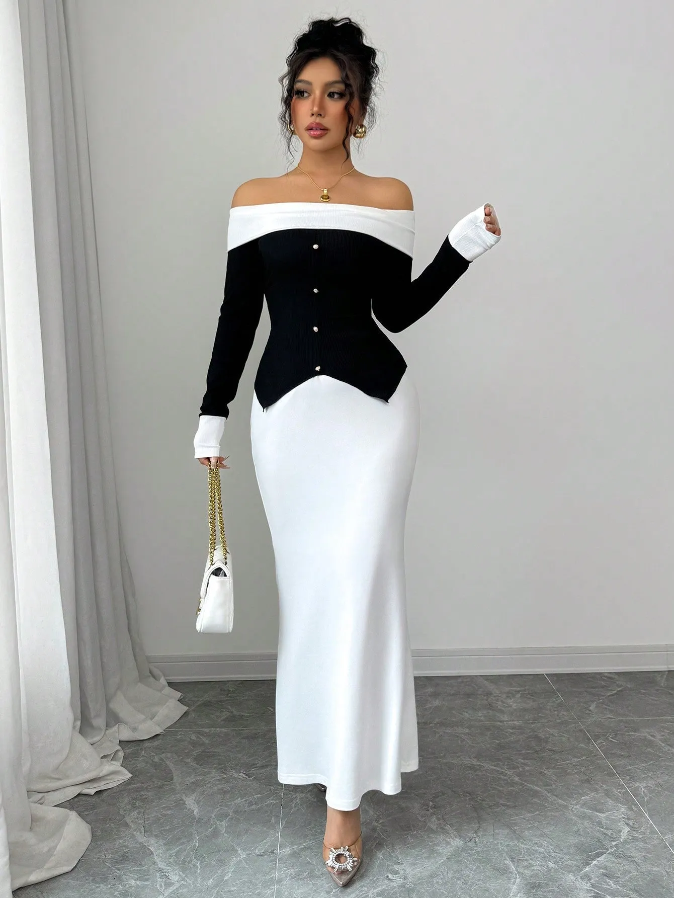 2pcs Women's Black And White Contrast Color Block Design Elegant Off Shoulder Long Sleeve Knit Sweater Top And Fitted Solid Color Mini Skirt Set, Spring/Autumn