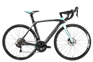 Bianchi Oltre XR3 Disc Shimano 105 Road Bike 2019, Size 53cm