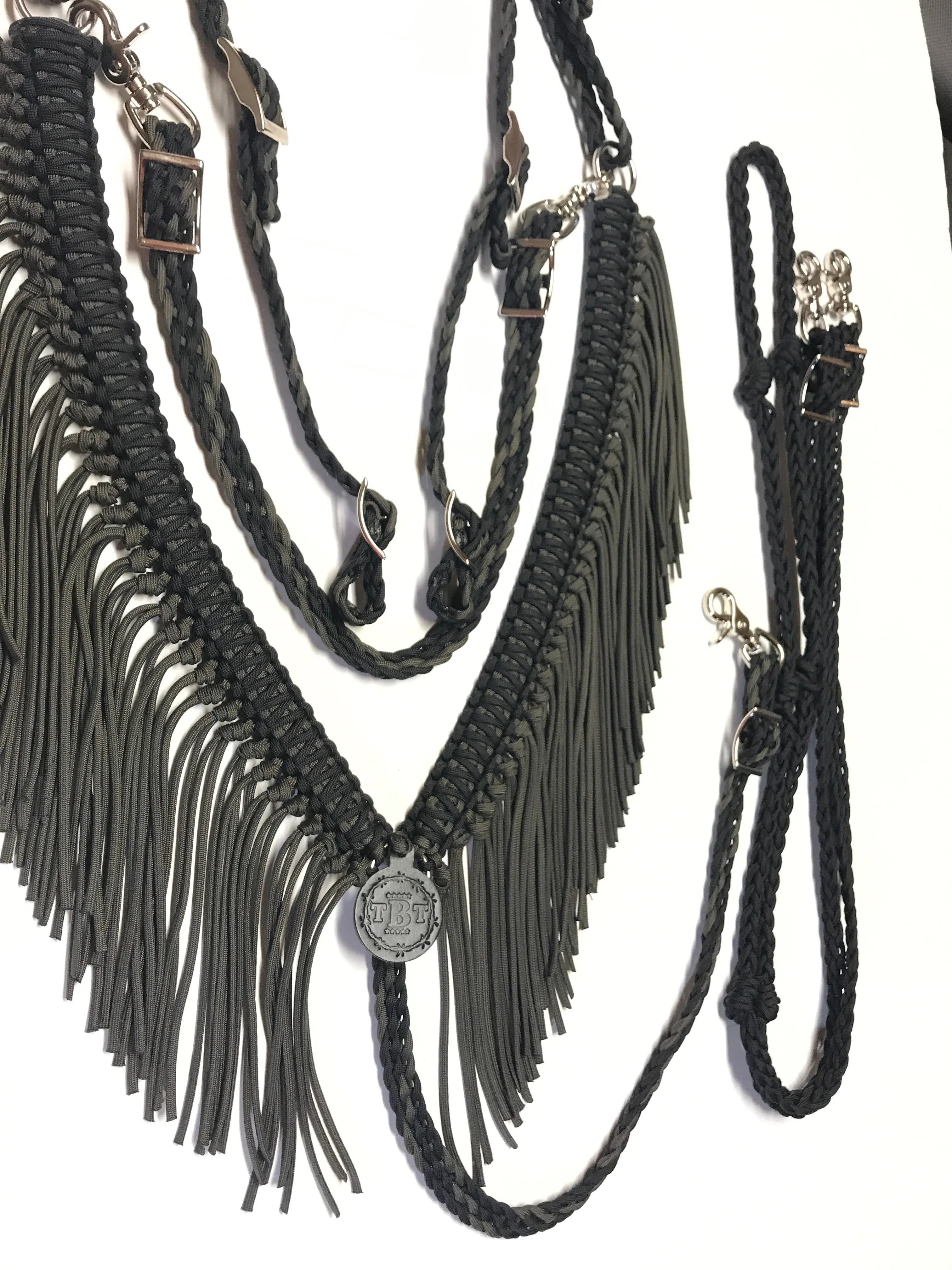 Fringe Breast Collar Tack set olive green and black