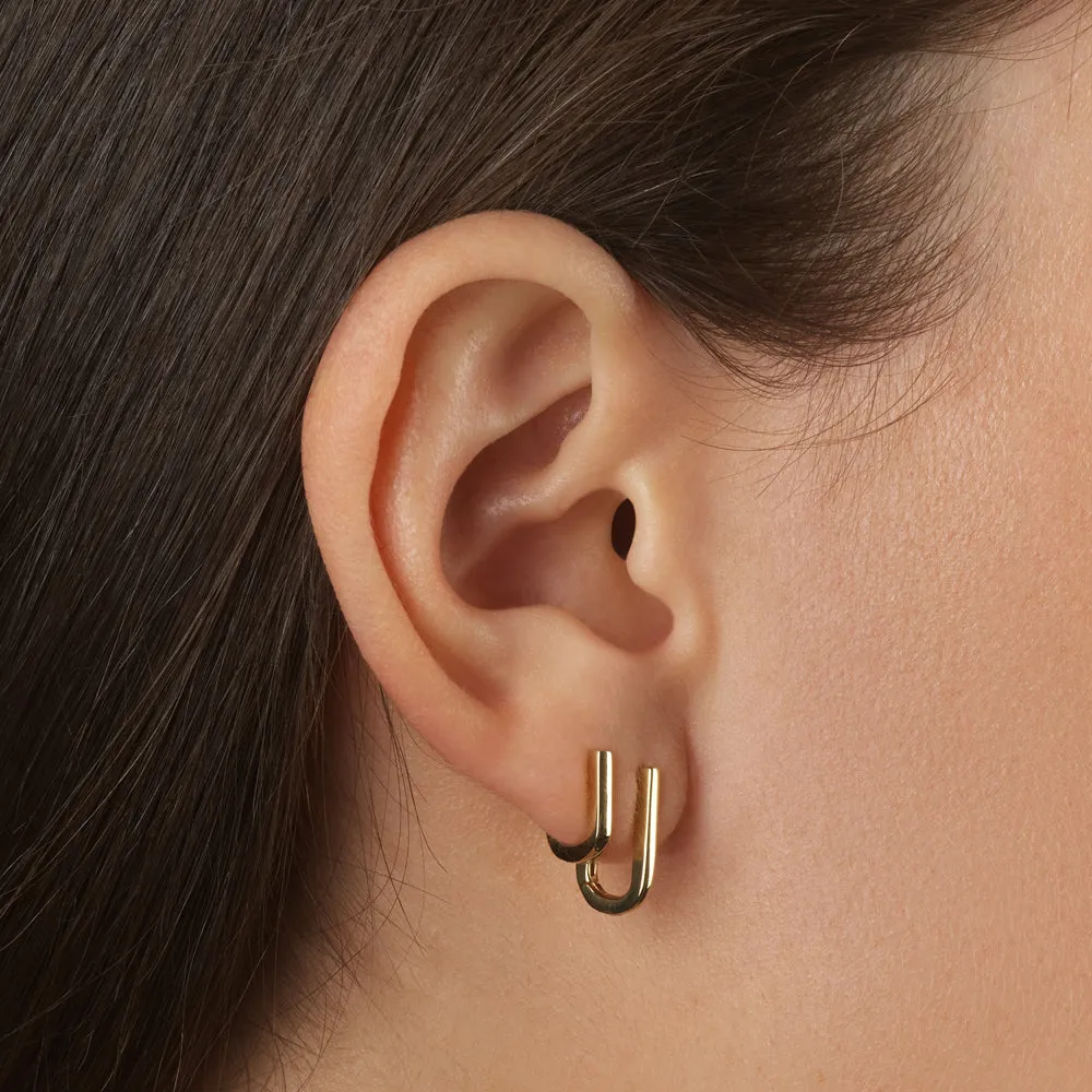 Midi Charm Paperclip Huggie Earrings in 10k Gold