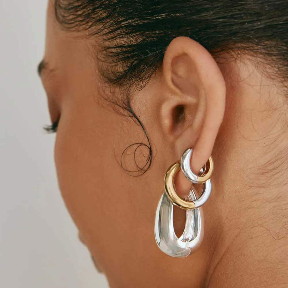 Midi Mixed Metal Reversible Hoop Earring in Gold