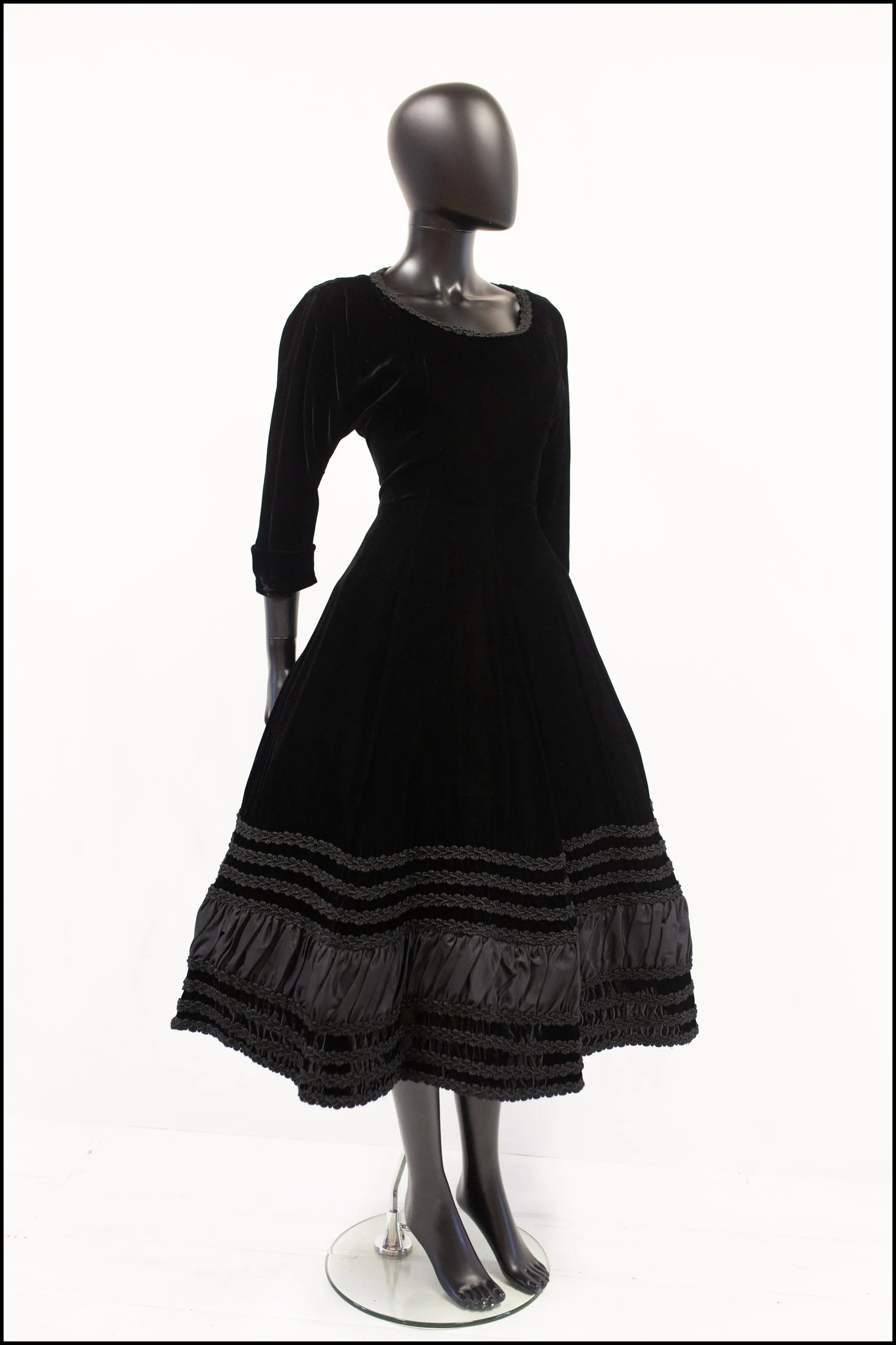 Vintage 1950s Black Velvet Midi Dress