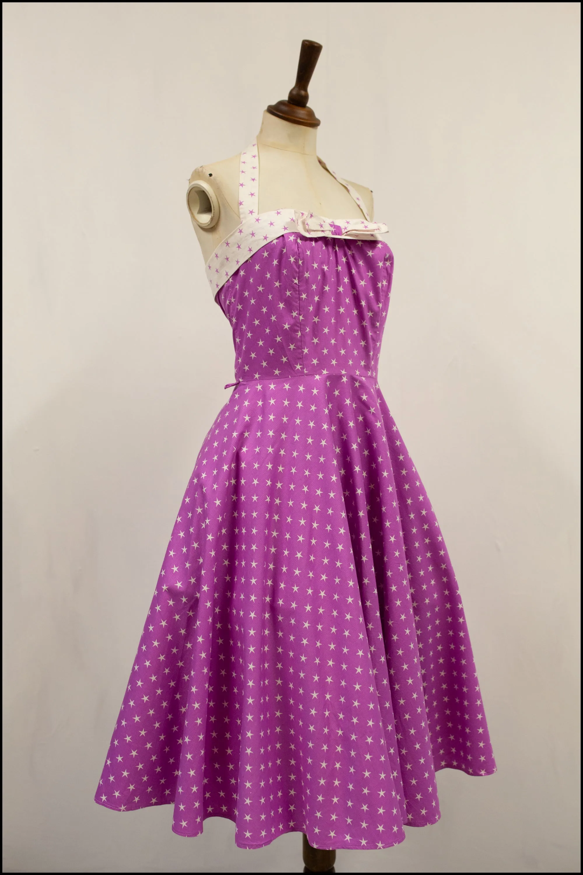 Vintage 1950s Magenta Star Print Dress