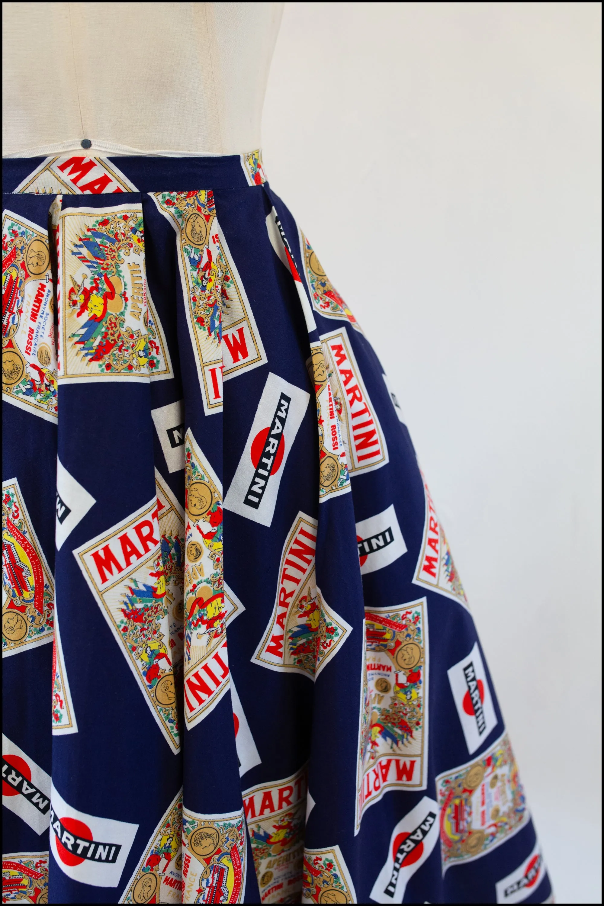 Vintage 1970s does 1950s Martini Skirt